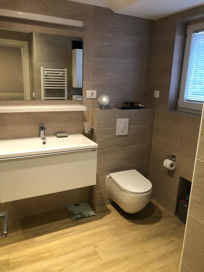 Sunny Apartment Ana Медулин Экстерьер фото